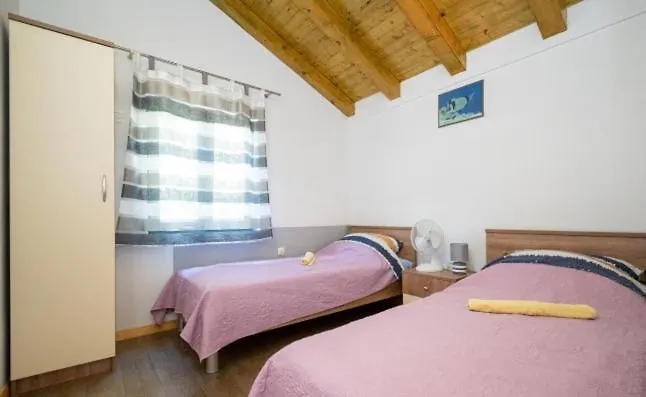 Kuca Za Odmor Dragnjevica Villa Sali